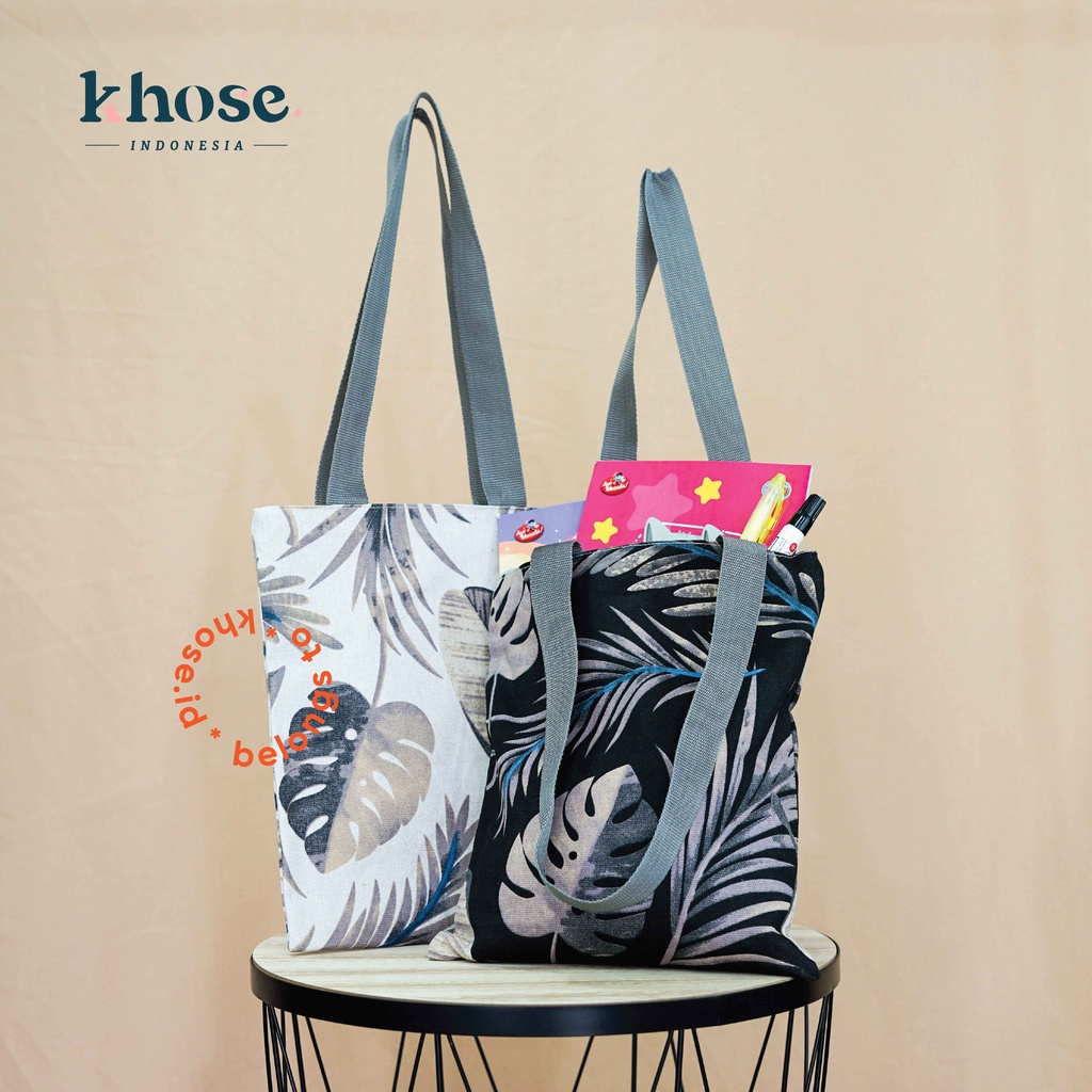 Foto Tanpa Merek Tas tangan bermotif bunga terbaru / Tas penyimpanan